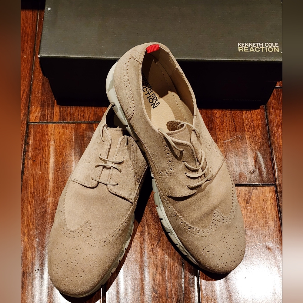 Kenneth Cole Wingtip Casual / Dress Sneaker color: Taupe size 12